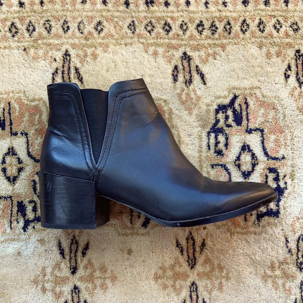 Dolce Vita Black Ankle Boots